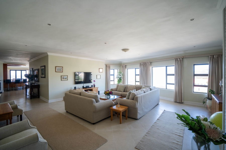 4 Bedroom Property for Sale in West Beach Eastern Cape